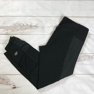 ALO Women’s Activewear Capri  